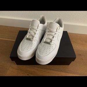 Nike Air Force 1 Sage Low Triple White Women